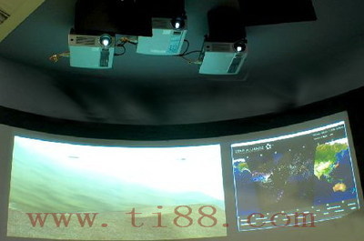 虚拟现实与仿真技术应用新趋势 互动投影、弧幕环幕与VR处理软件市场前景分析